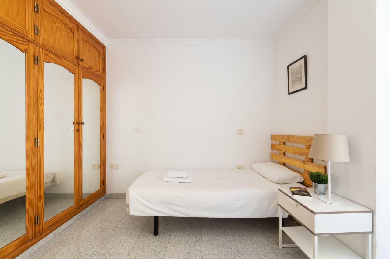 Next To The Beach 5 Beds - Wifi By Canariasgetaway Las Palmas de Gran Canaria Exterior photo